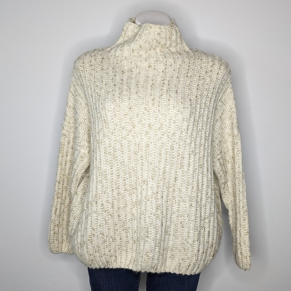 SUNCOO Sweaters - Serie Suncoo Cream Gold Knit Long Sleeve Oversized Turtleneck Sweater XS